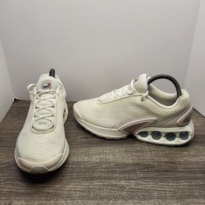 Nike Air Max DN Sail Pink Silver Ivory Sneakers Shoes Womens Size 8.5 HV4436-133